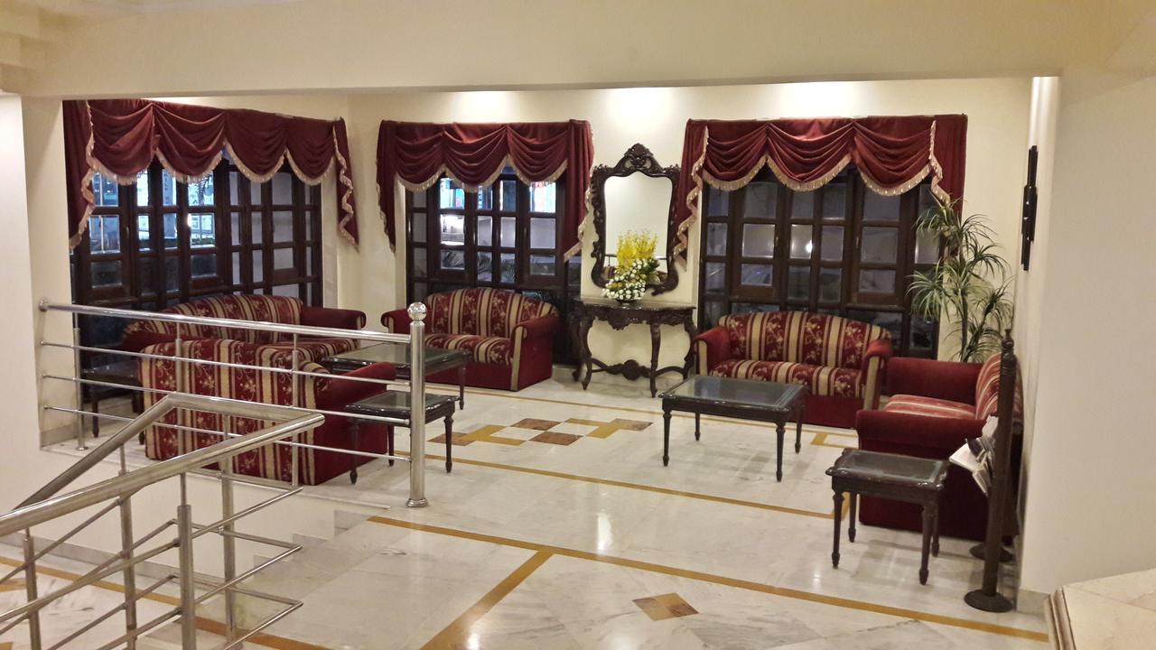 Hotel Shiva Residency Dehradun Exteriör bild
