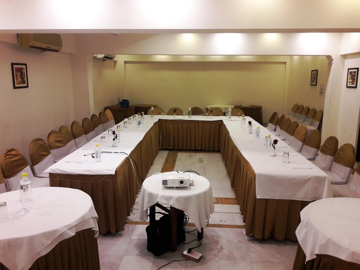 Hotel Shiva Residency Dehradun Exteriör bild